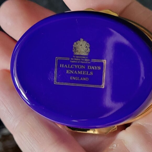 Vintage Halcyon Days Enamels Buckingham Palace View from Birdcage Walk Pill Box - Picture 9 of 9